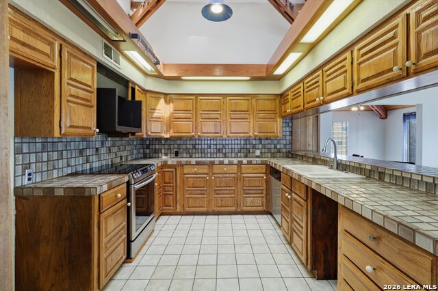 Image 14 of 30 For 570 Rimrock Pass