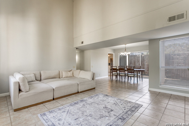 Image 11 of 26 For 12010 Mission Trace