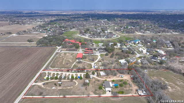 Listing photo id 10 for 501, 505 & 509 Lakeview