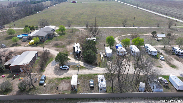 Listing photo id 14 for 501, 505 & 509 Lakeview