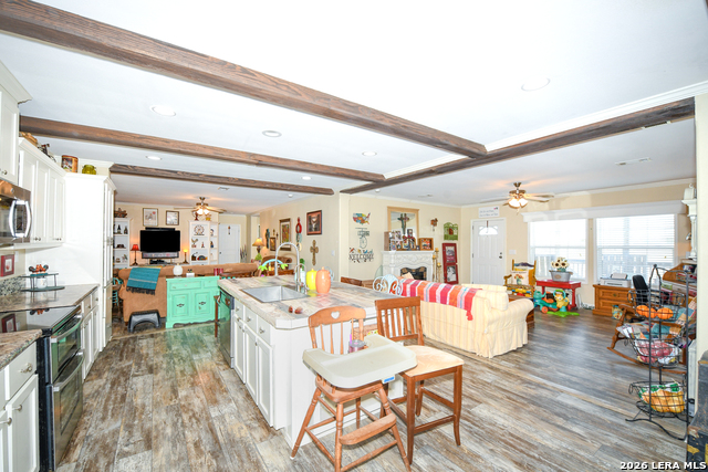 Listing photo id 20 for 501, 505 & 509 Lakeview