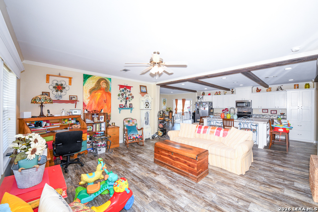 Listing photo id 23 for 501, 505 & 509 Lakeview