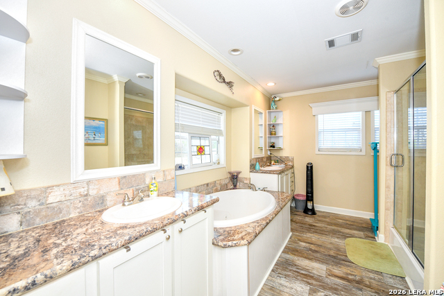 Listing photo id 27 for 501, 505 & 509 Lakeview