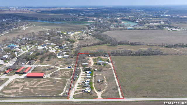 Listing photo id 2 for 501, 505 & 509 Lakeview