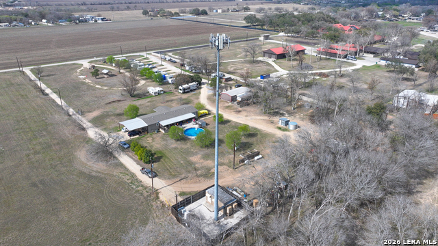 Listing photo id 5 for 501, 505 & 509 Lakeview