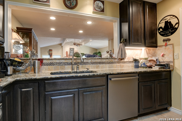 Image 15 of 50 For 11710 Whisper Bow