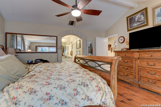 Image 19 of 50 For 11710 Whisper Bow