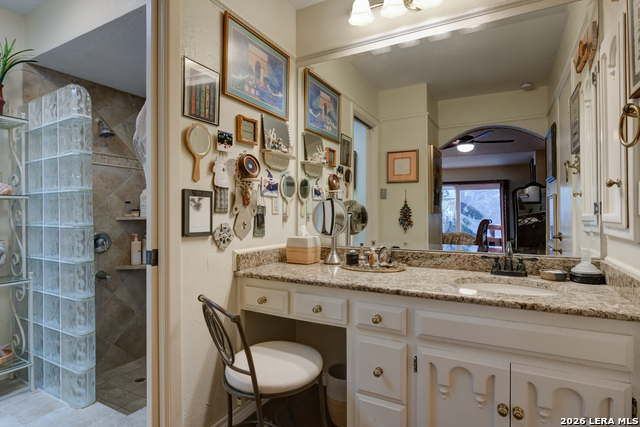 Image 20 of 50 For 11710 Whisper Bow