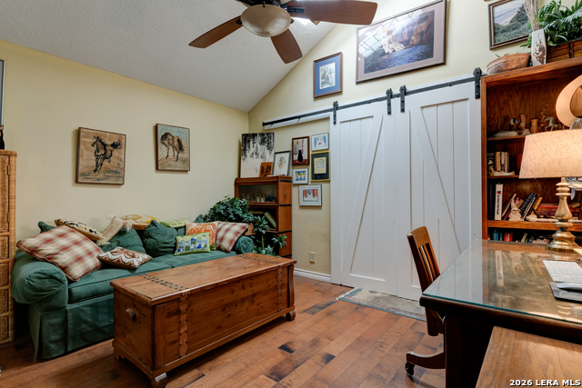 Image 21 of 50 For 11710 Whisper Bow