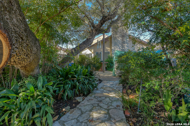 Image 27 of 50 For 11710 Whisper Bow