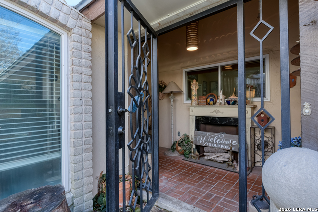 Image 4 of 50 For 11710 Whisper Bow