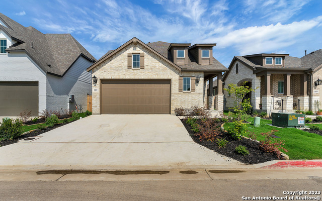 Listing photo id 0 for 1051 Lime Gruene