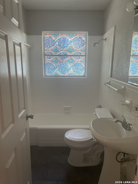 Image 9 of 13 For 4207 Waikiki