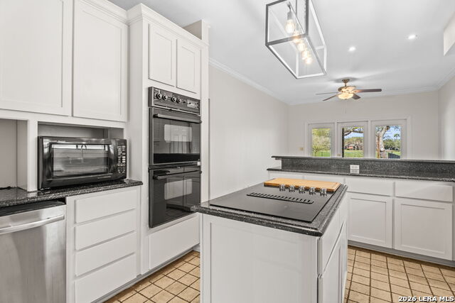 Image 17 of 50 For 505 Spyglass