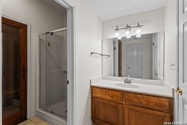 Image 21 of 50 For 505 Spyglass