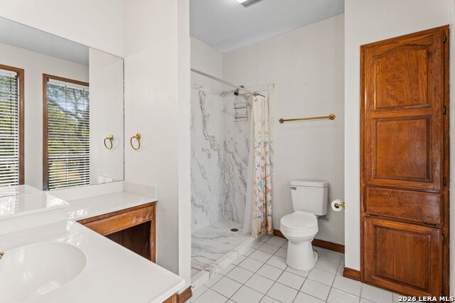 Image 41 of 50 For 505 Spyglass