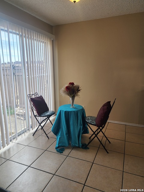 Image 3 of 8 For 5236 Meadow Field