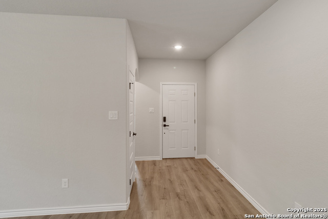 Image 12 of 24 For 806 Huntington St W