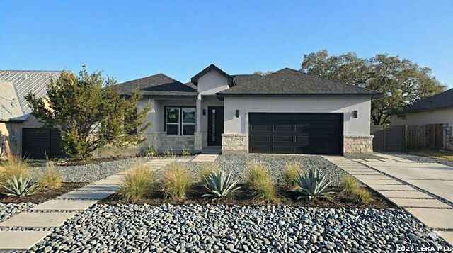 Details for 109 Eli Chandler W, Blanco, TX 78606