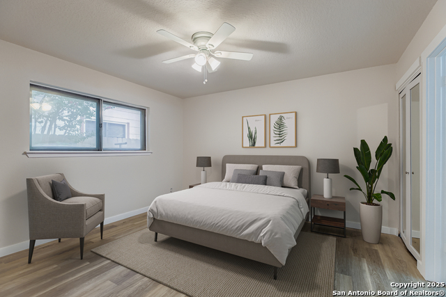 Image 18 of 36 For 520 Marilyn  