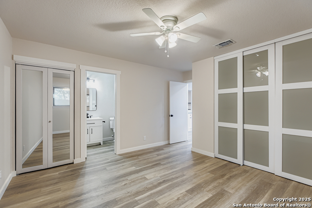 Image 21 of 36 For 520 Marilyn  