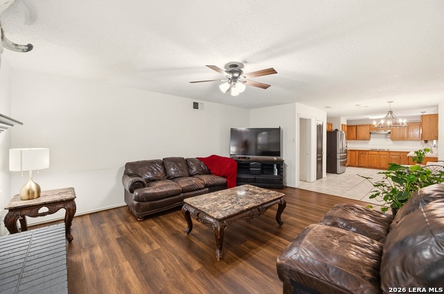 Image 14 of 44 For 11722 Radcliff Ct