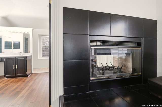 Image 22 of 44 For 11722 Radcliff Ct