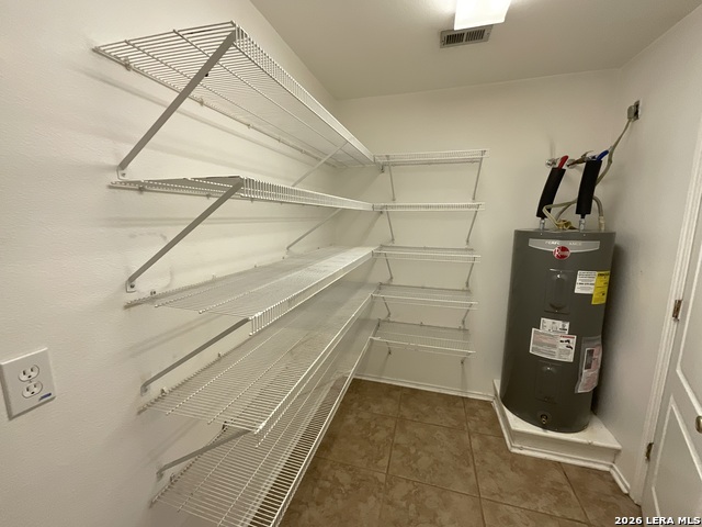 Image 12 of 17 For 1327 Diamond