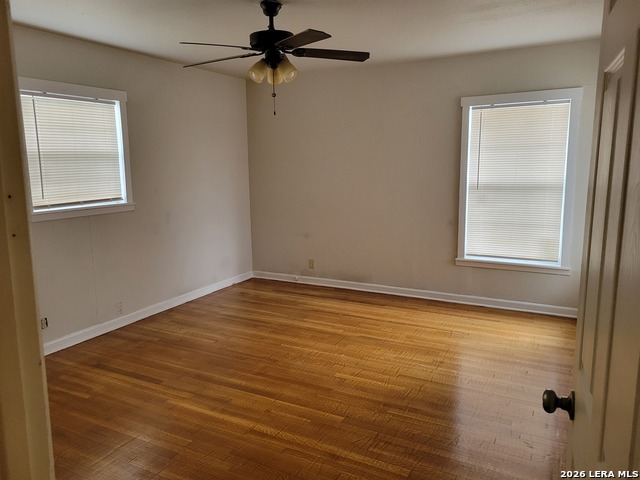 Image 12 of 17 For 558 Adrian  