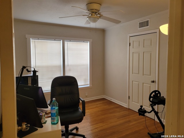 Image 13 of 17 For 558 Adrian  