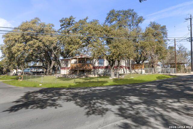 Image 28 of 39 For 397 Ridgeview