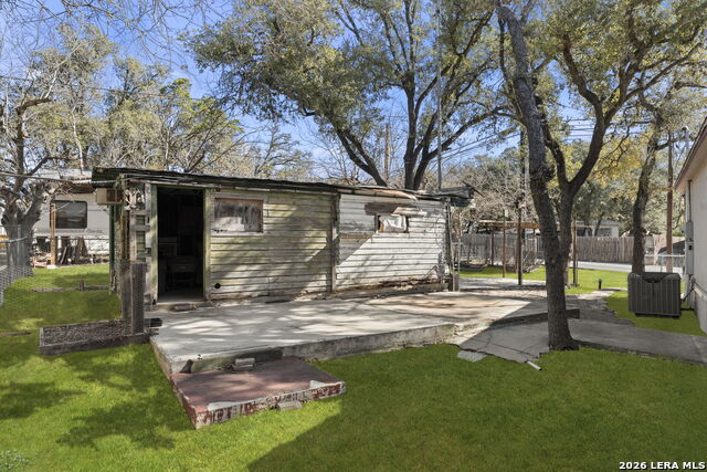 Image 29 of 39 For 397 Ridgeview