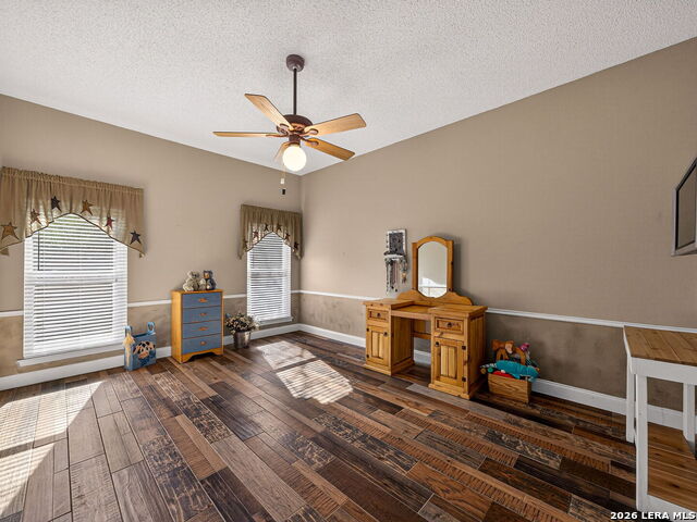 Listing photo id 12 for 13723 Cedar Canyon