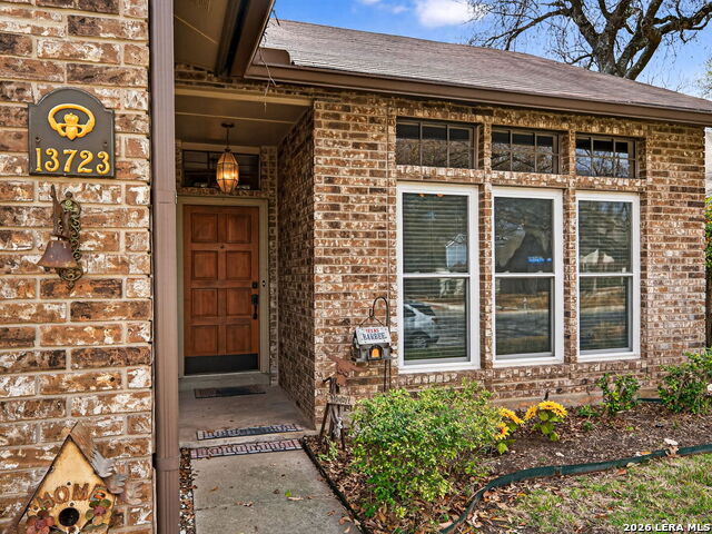 Listing photo id 0 for 13723 Cedar Canyon