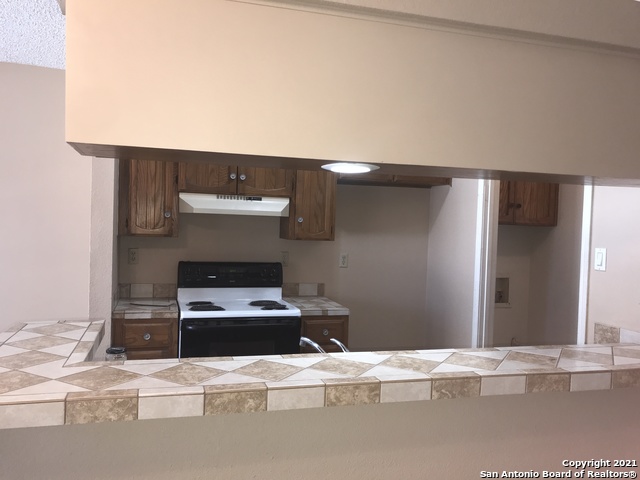 Image 4 of 15 For 2101 Ledge View St