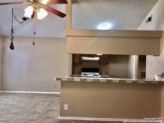 Image 5 of 15 For 2101 Ledge View St