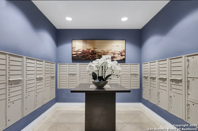 Image 26 of 29 For 215 Center St  203