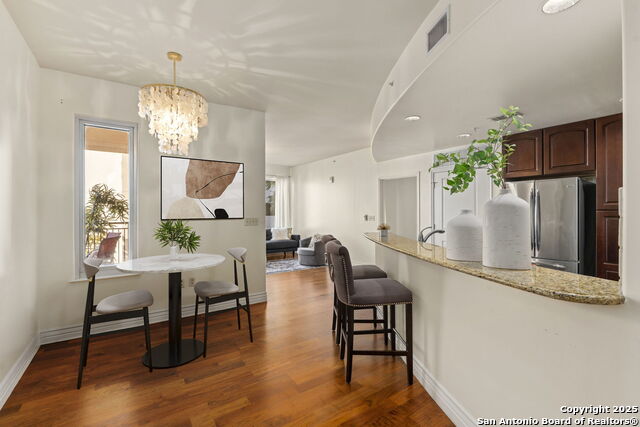 Image 5 of 29 For 215 Center St  203