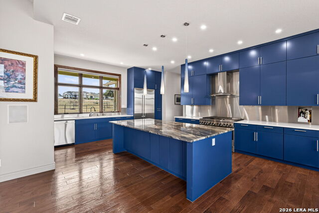 Image 11 of 49 For 236 Bridle Chase