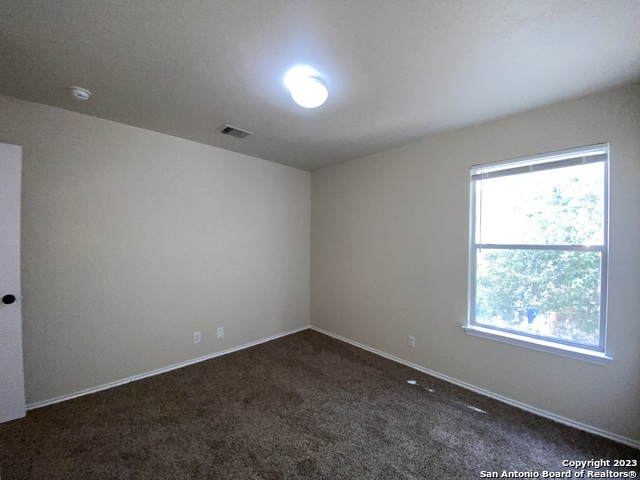 Image 23 of 36 For 4938 Corian Springs Dr