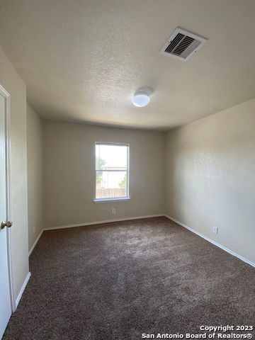 Image 25 of 36 For 4938 Corian Springs Dr