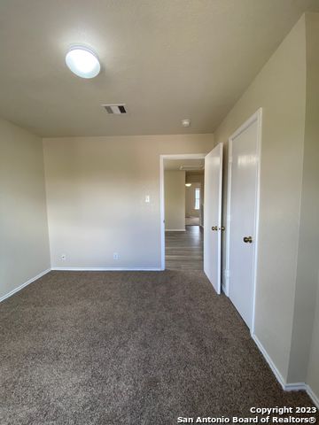 Image 27 of 36 For 4938 Corian Springs Dr