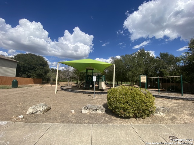 Image 35 of 36 For 4938 Corian Springs Dr