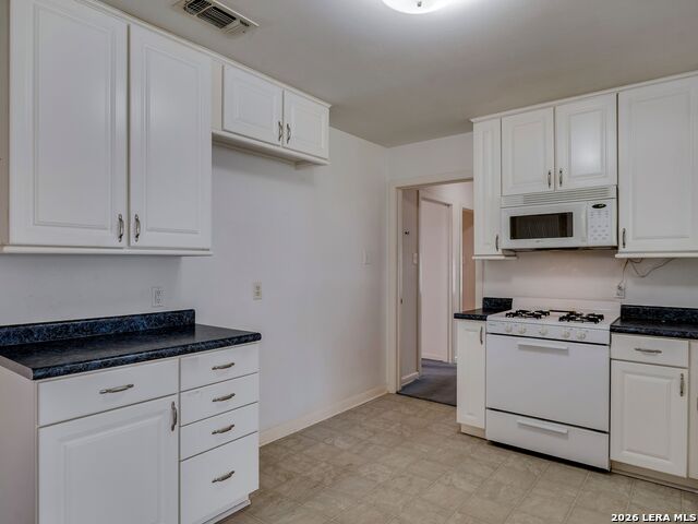 Image 15 of 25 For 4630 Seabreeze Drive