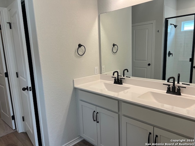 Image 17 of 19 For 105 Beveridge