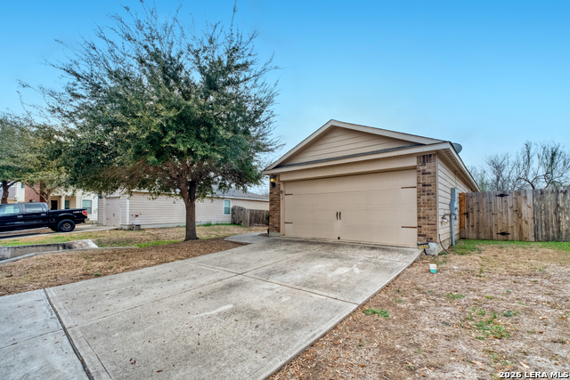 Image 2 of 29 For 11442 Buck Cyn