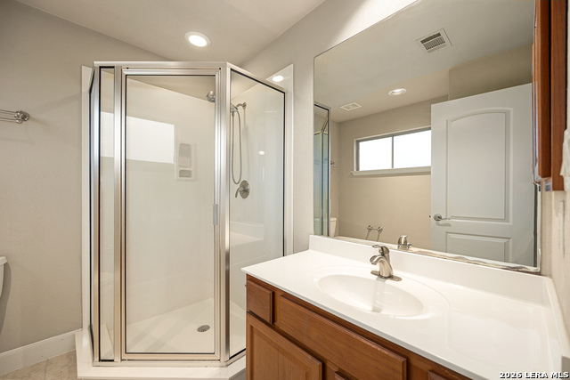 Image 15 of 47 For 217 High Point Cir