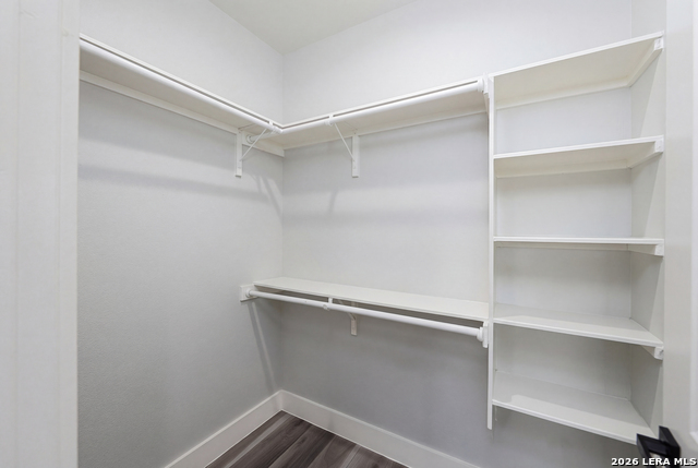 Image 18 of 29 For 423 Mesquite St N