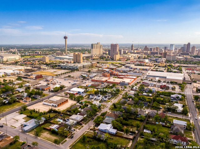 Image 2 of 29 For 423 Mesquite St N