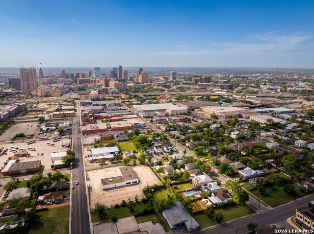 Image 29 of 29 For 423 Mesquite St N